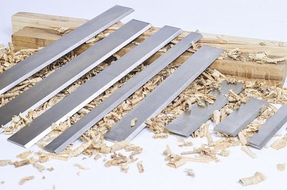20 년의 경험 HSS 300 * 30 * 3mm 목재 작업에 대한 목재 평면 블레이드 사용자 정의 크기