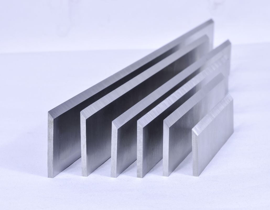20 년의 경험 HSS 300 * 30 * 3mm 목재 작업에 대한 목재 평면 블레이드 사용자 정의 크기